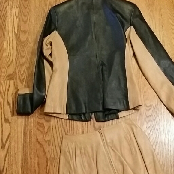 Real Leather set - Picture 4 of 4
